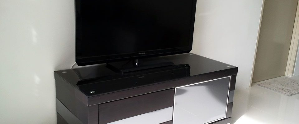 entertainment unit small