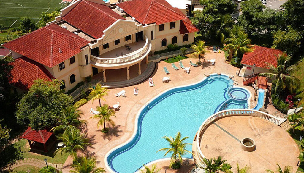 clubhouse960