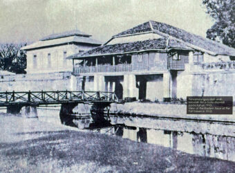 East-Entrance-photo-taken-1910